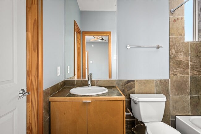 Building Photo - 224 Willard St