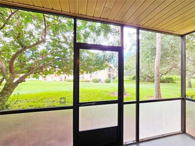 Building Photo - 7838 Sugar Bend Dr