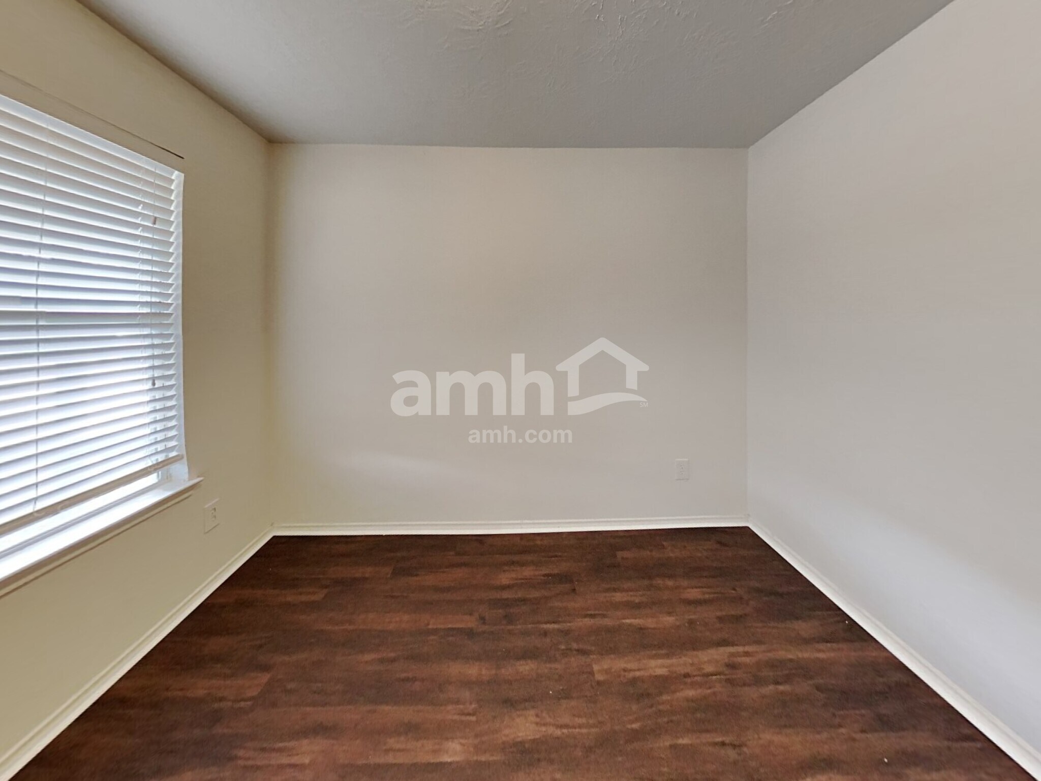 Building Photo - 21530 Daylily Hills Dr