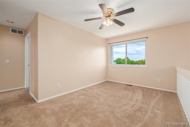 Building Photo - 9688 Queenscliffe Dr