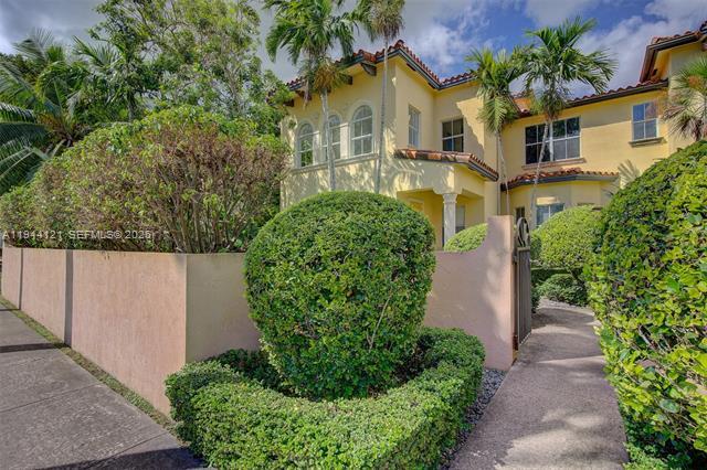 Building Photo - 4867 Ponce de Leon Blvd