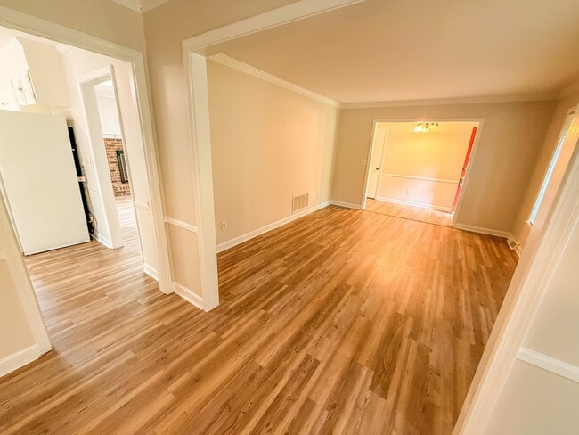 Building Photo - 309 Verner Dr