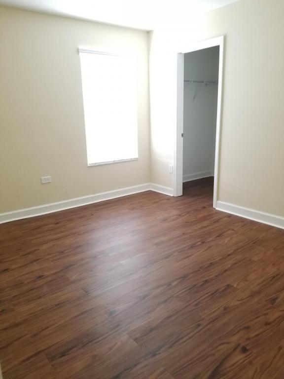 Building Photo - 15030 Evergreen Oak Loop