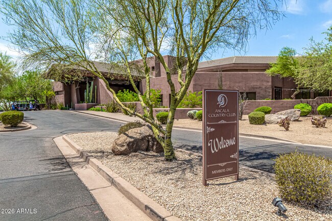 Building Photo - 11900 N 114th Way