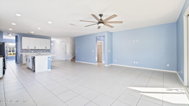 Building Photo - 86578 Lazy Lake Cir