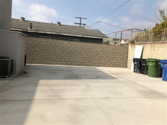 Building Photo - 3141 Blanchard St