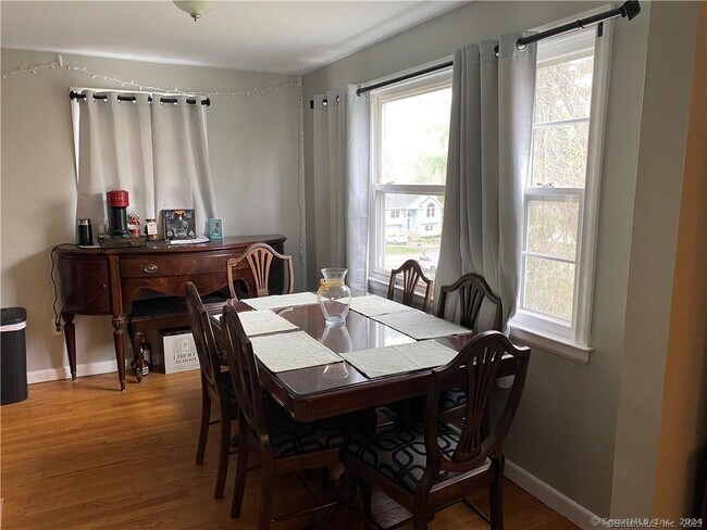 Building Photo - 46 Klarman Dr