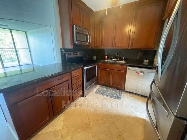 Building Photo - 95-2031 Waikalani Pl D905