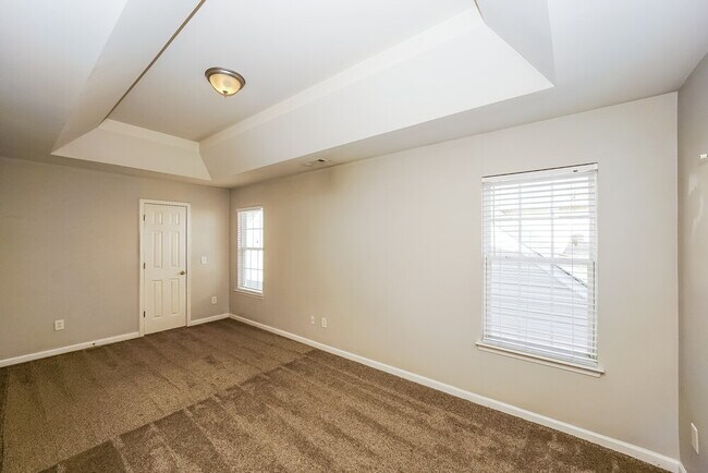 Building Photo - 8732 Hazelcroft Ln