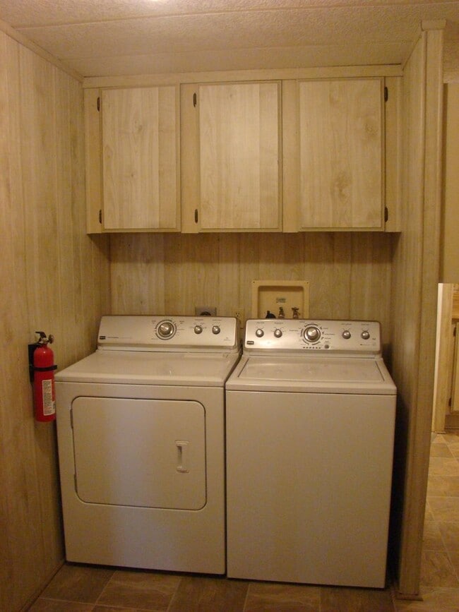 Building Photo - North side mobile home for rent-COMING SOON!