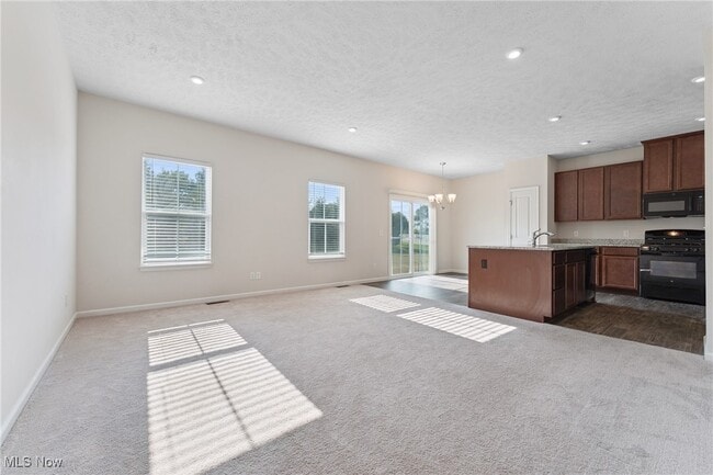 Building Photo - 3383 Jackson Park Dr