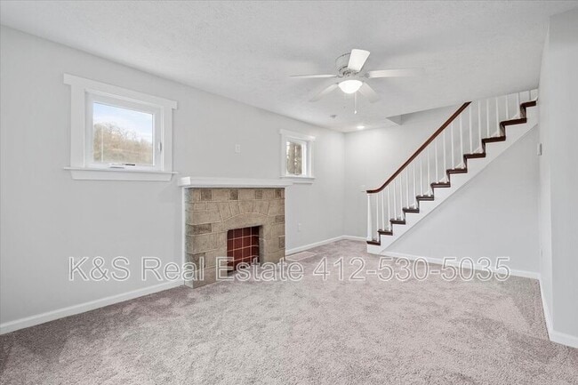 Building Photo - 3611 Baytree St