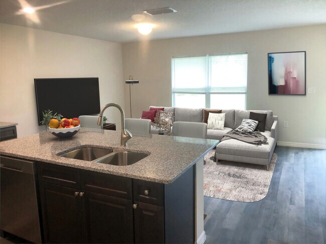 Building Photo - 5 Seckel Ct