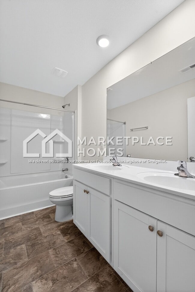 Building Photo - 1675 Pebblestone Ct