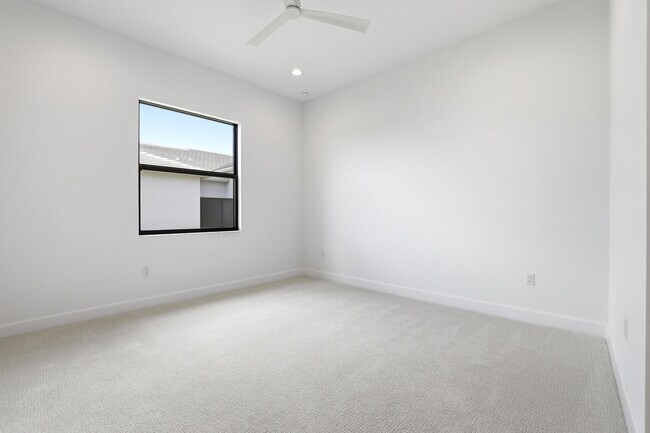 Building Photo - 9008 Corsican Finch Ct