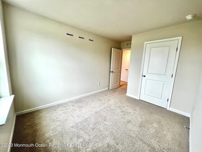 Building Photo - 38 Nelsons Way