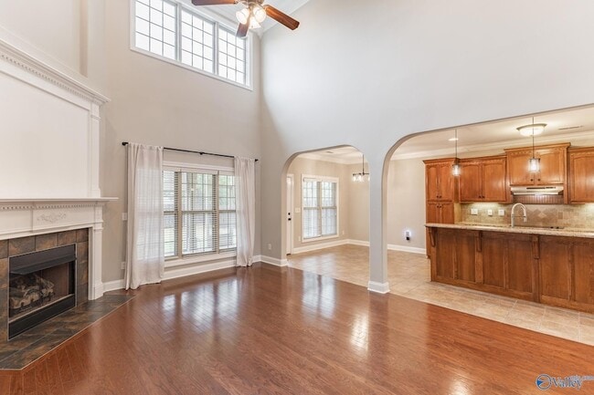 Building Photo - 126 Autumn Wind Dr