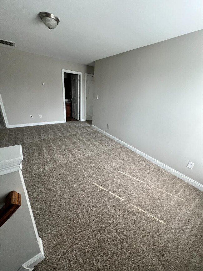 Building Photo - 941 Dawson Creek Way