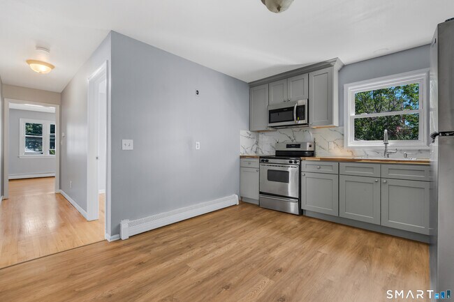 Building Photo - 509 Westfield Ave