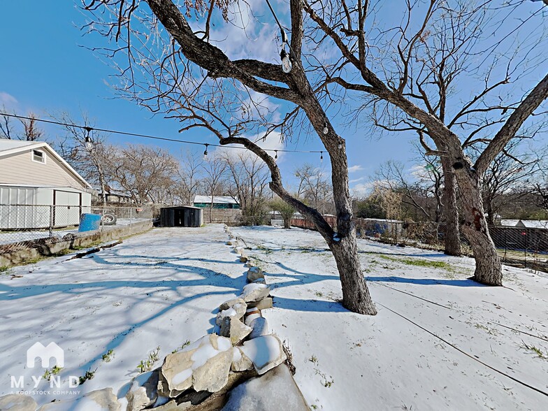 Building Photo - 110 N Ravinia Dr