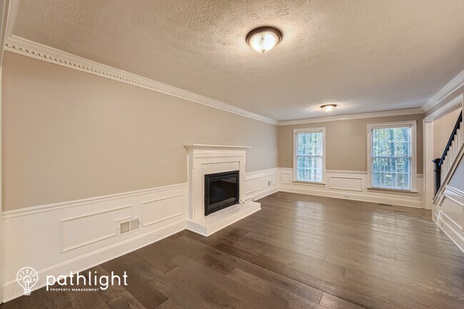 Building Photo - 1095 Willow Bend, Roswell, GA, 30075