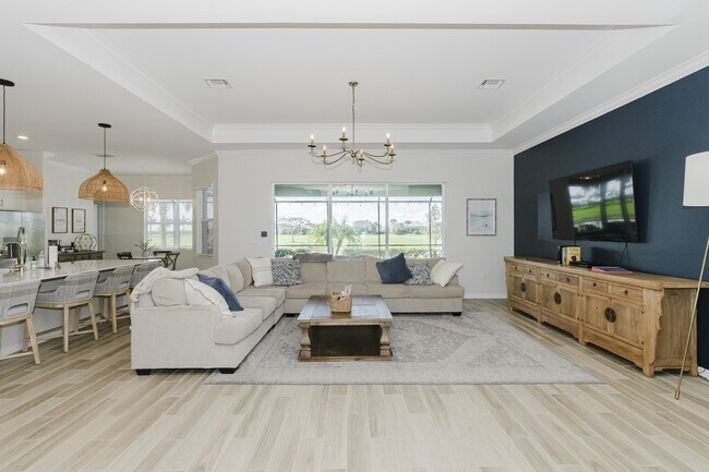 Building Photo - 6023 Diamonte Pl