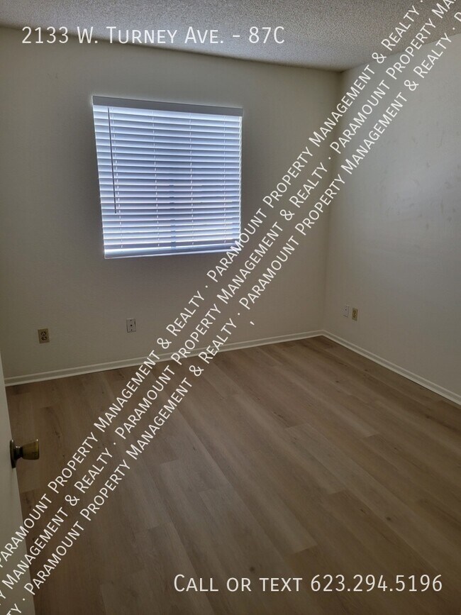 Building Photo - 2133 W Turney Ave