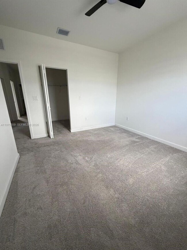 Building Photo - 2638 SE 9th St