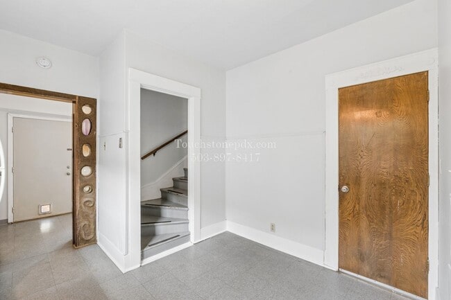 Building Photo - 4315-4317 N. Gantenbein Ave.