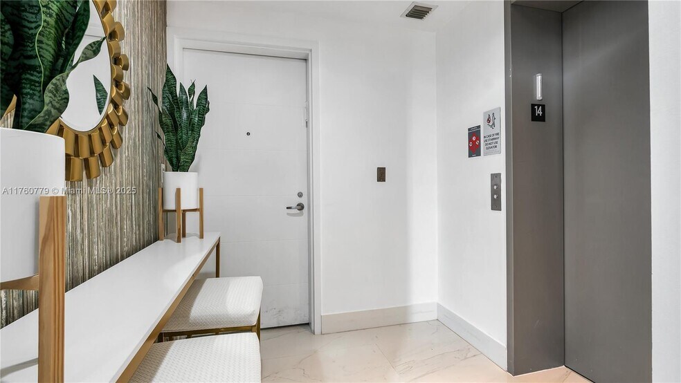 Building Photo - 16385 Biscayne Blvd