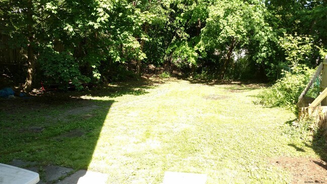 Building Photo - 718 East St