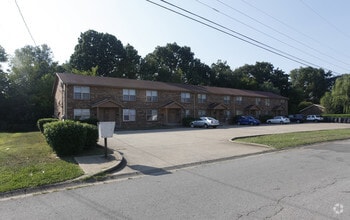 Building Photo - Darlene Dr - 140