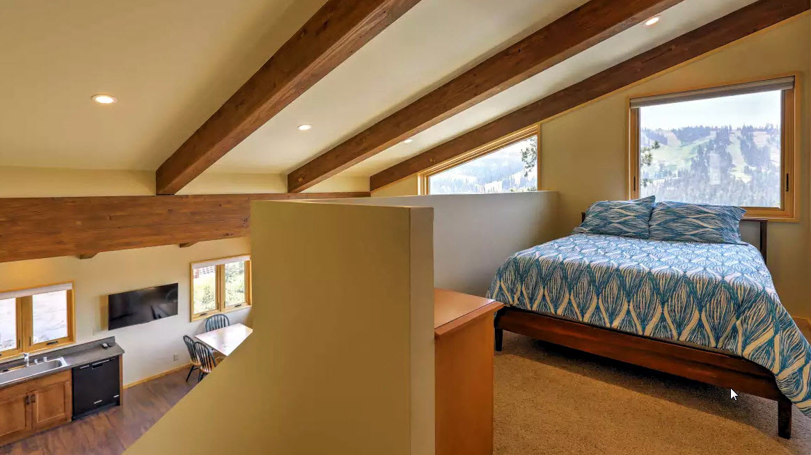 Building Photo - 58330 Donner Summit Rd