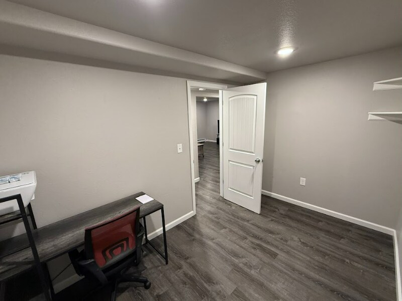 Building Photo - 2153 S Custer Ave
