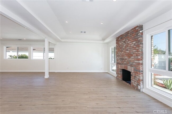 Building Photo - 6419 Valley Cir Terrace