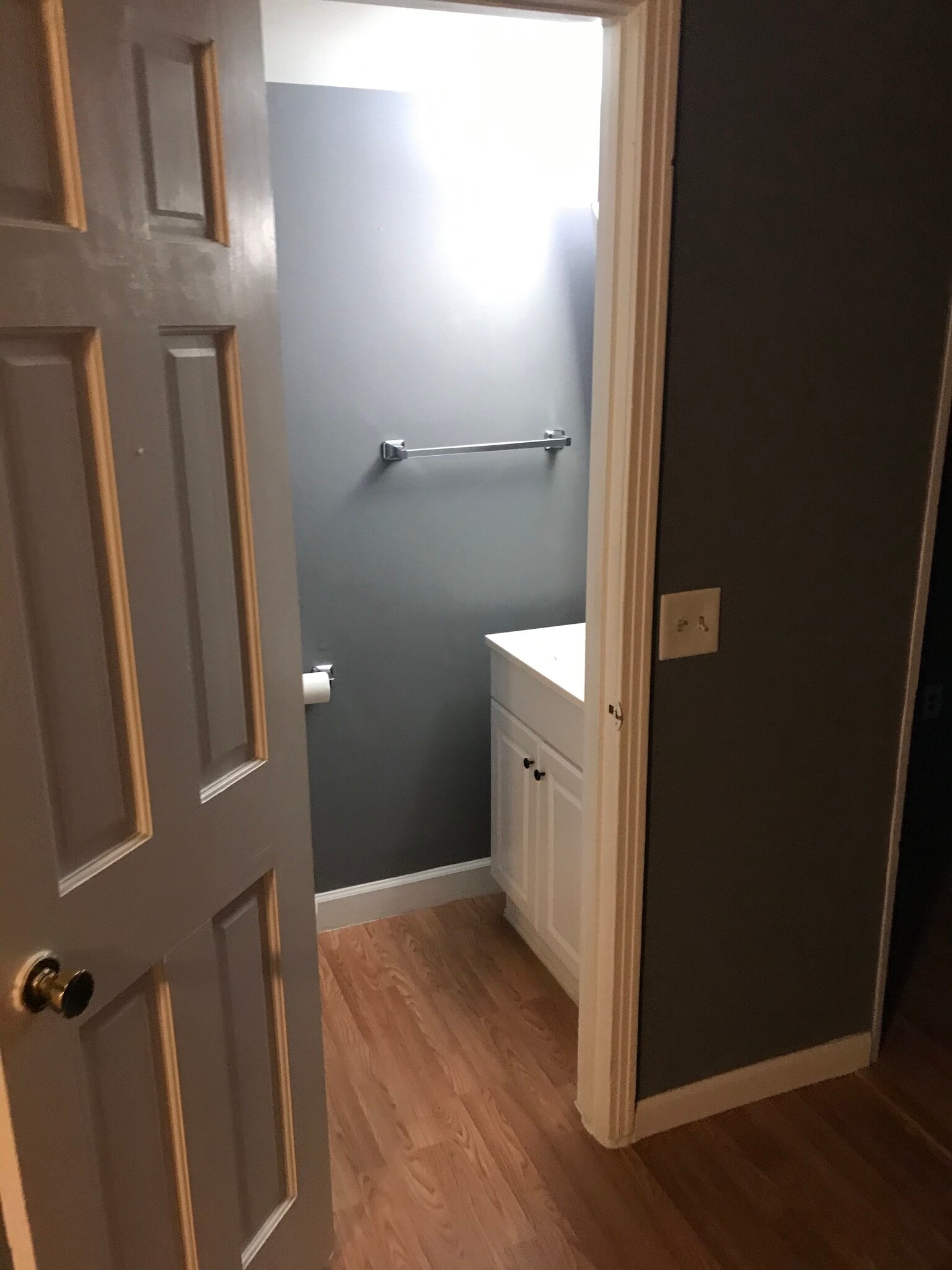 Downstairs half bath - 1140 E Main St