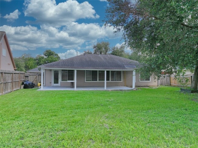 Building Photo - 5115 Summit Lodge Dr