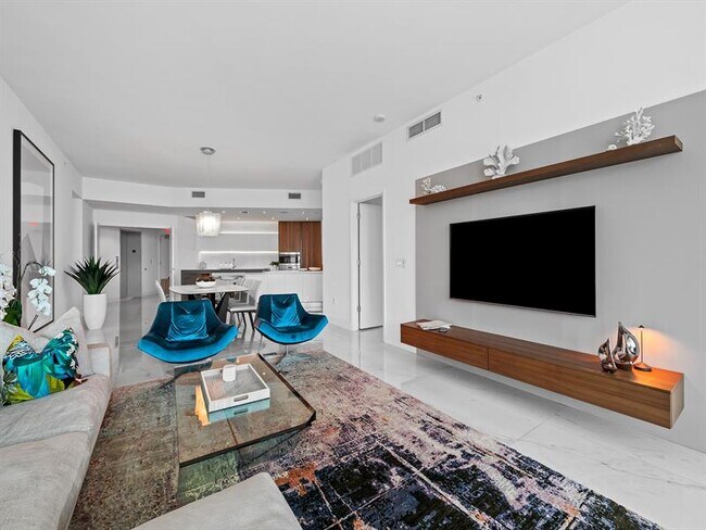 Building Photo - 701 N Fort Lauderdale Beach Blvd