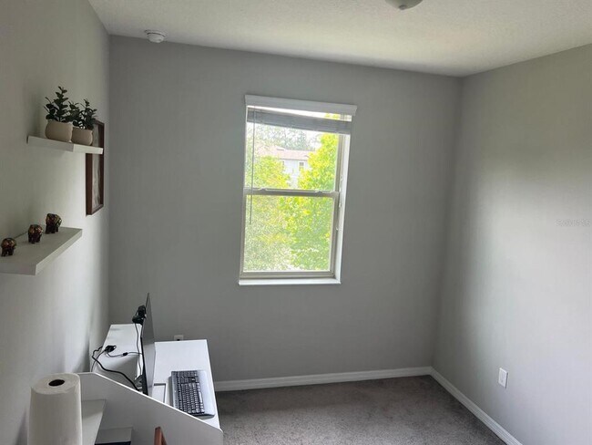 Building Photo - 393 Evertree Loop