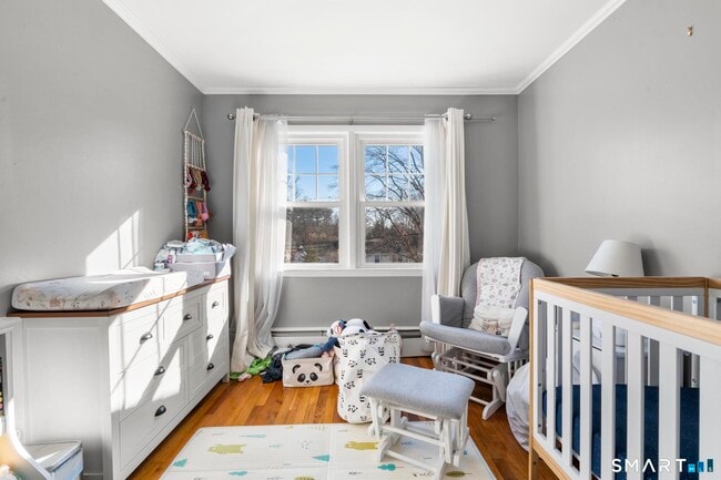 Building Photo - 540 Lakeside Dr