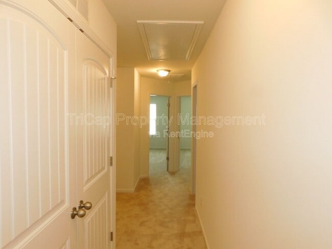 Building Photo - 5041 Eagle Stone Lane