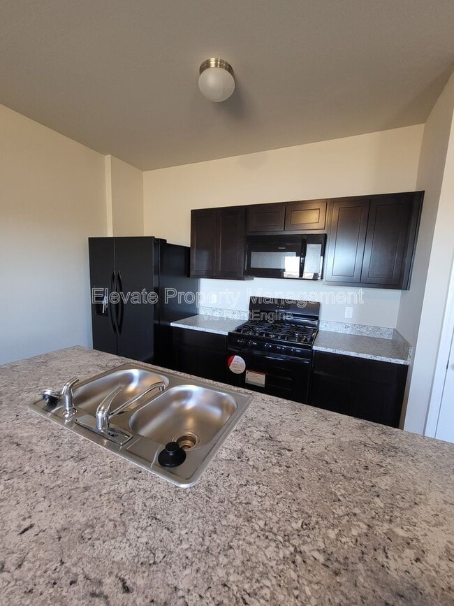 Building Photo - 1920 Mason Ln