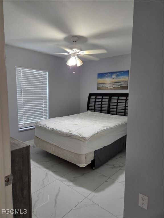 Building Photo - 312 Gilbert Ave S