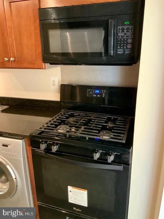 Building Photo - 3109 Naylor Rd SE