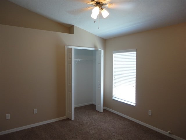 Building Photo - 1304 Emerald Hill Way