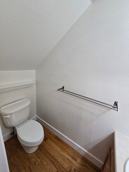 Building Photo - 3770 S Mission Pky