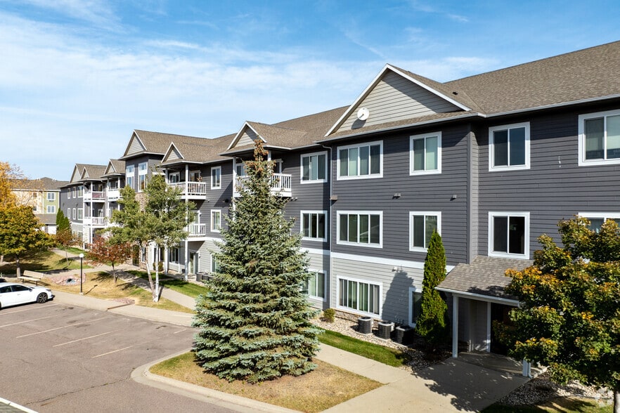 Primary Photo - Windflower Apartments