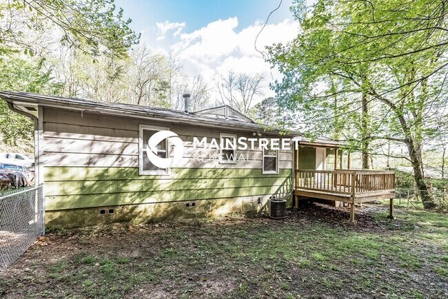Building Photo - 3 Bedroom Pet-Friendly Home in Pinson, AL with Main Street Renewal