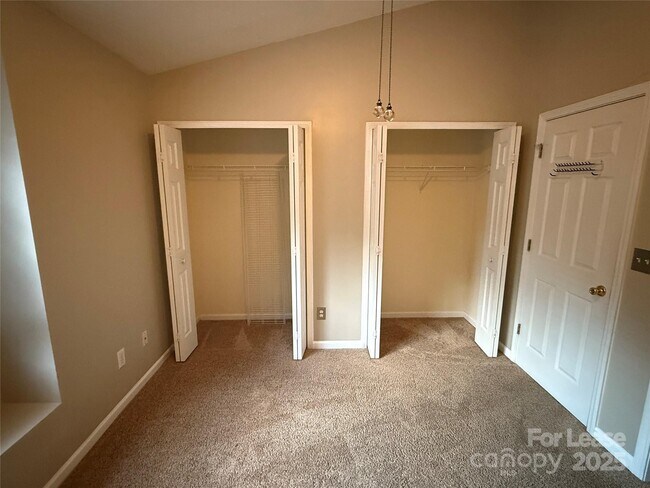 Building Photo - 10247 Reindeer Way Ln