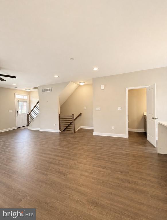 Building Photo - 903B Spring Mill Ave